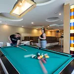 La Contessa Castle Hotel 4*