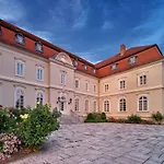 La Contessa Castle 4*