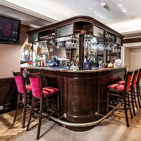 ホテル La Contessa Castle 4*