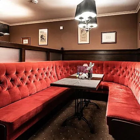 La Contessa Castle Szilvásvárad