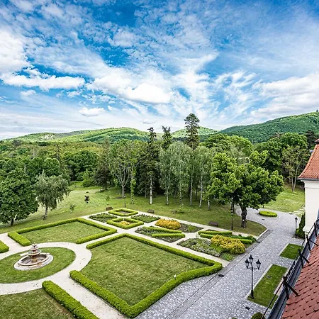 La Contessa Castle 호텔 4*