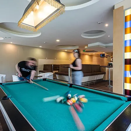 La Contessa Castle ホテル 4*