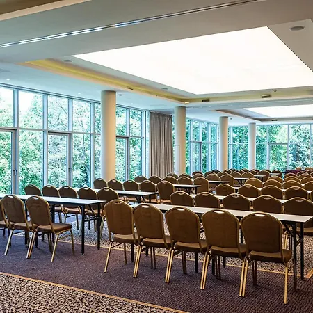 La Contessa Castle Szilvásvárad