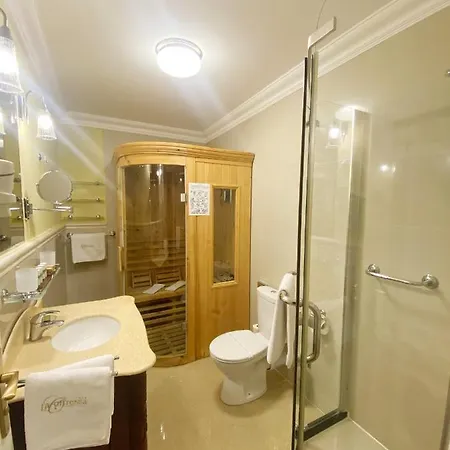 La Contessa Castle 4* Szilvásvárad