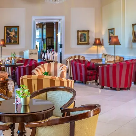 La Contessa Castle Hotel 4*