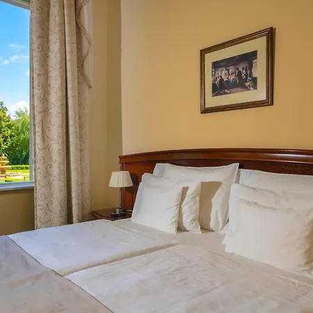 La Contessa Castle Hotel