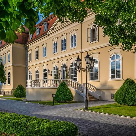 Hotel La Contessa Castle 4*