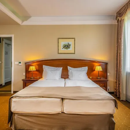La Contessa Castle Hotel 4*