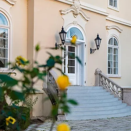 Hotel La Contessa Castle 4*