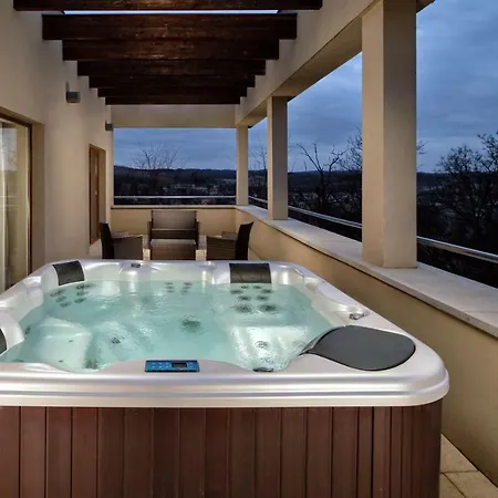 La Contessa Castle 4* Szilvásvárad