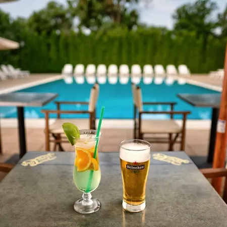 ホテル La Contessa Castle 4*