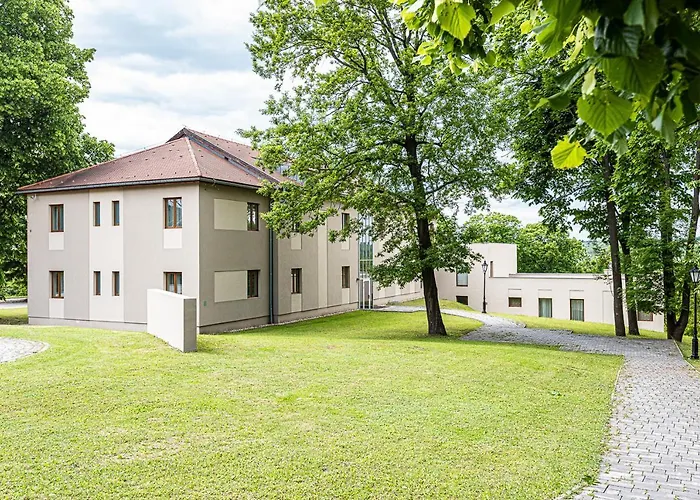 Szálloda La Contessa Castle 4*